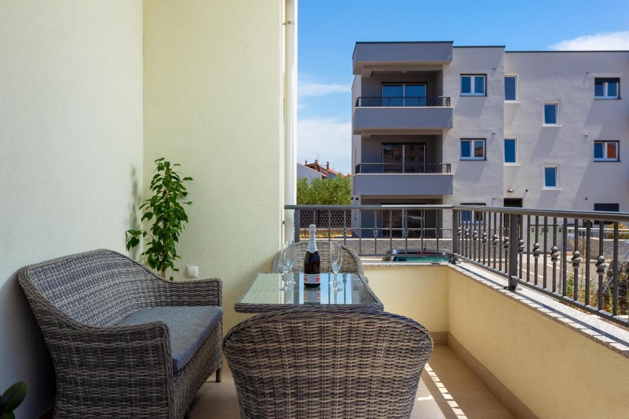 Appartement Gajo Deluxe à Trogir Extérieur photo